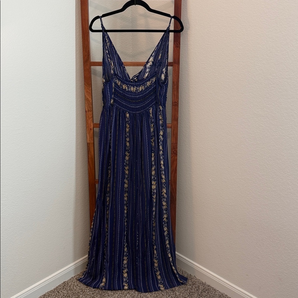 Promesa Floral Patterned Flowy Blue Spaghetti Strap Maxi Dress Size Large NWOT - Picture 3 of 7